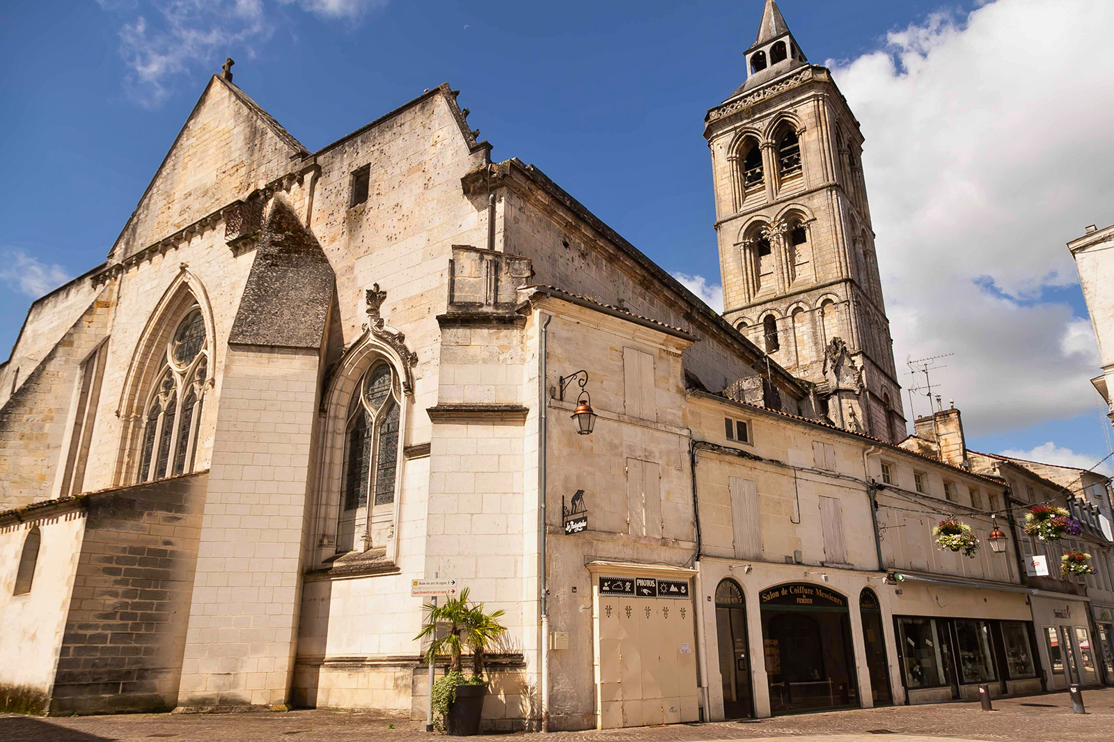 Église Saint-Léger de Cognac