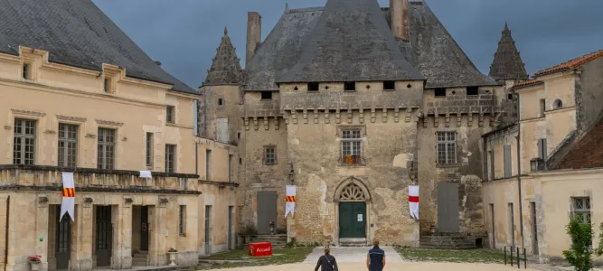 Château de Barbezieux Saint-Hilaire