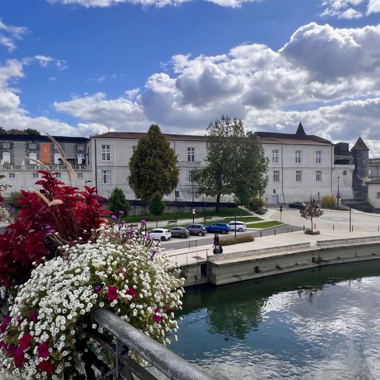 Château de Cognac - Maison des cognacs BARON O ...