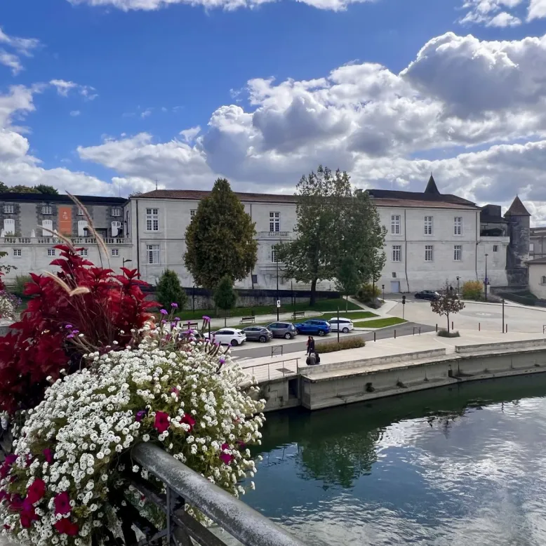 Château de Cognac - Maison des cognacs BARON O ...