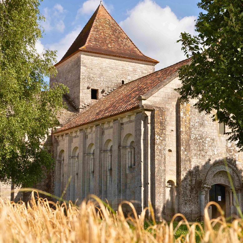 Église Saint-Denis de Lichères