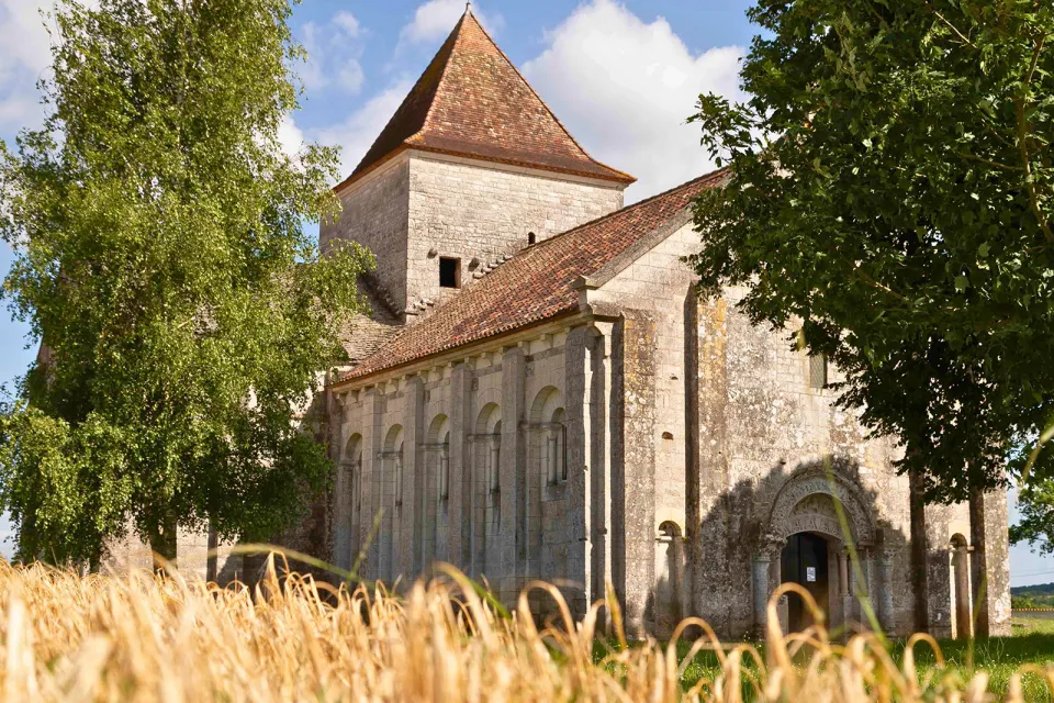 Église Saint-Denis de Lichères