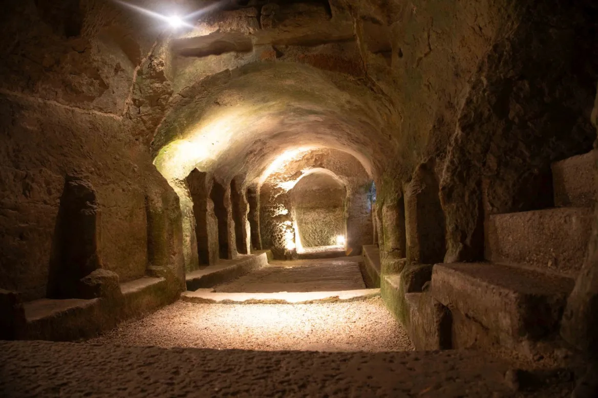 église troglodyte aubeterre-sur-dronne