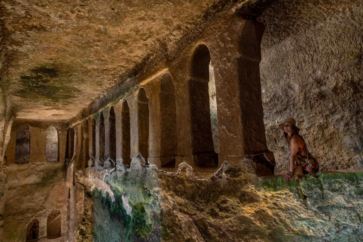 église troglodyte aubeterre-sur-dronne