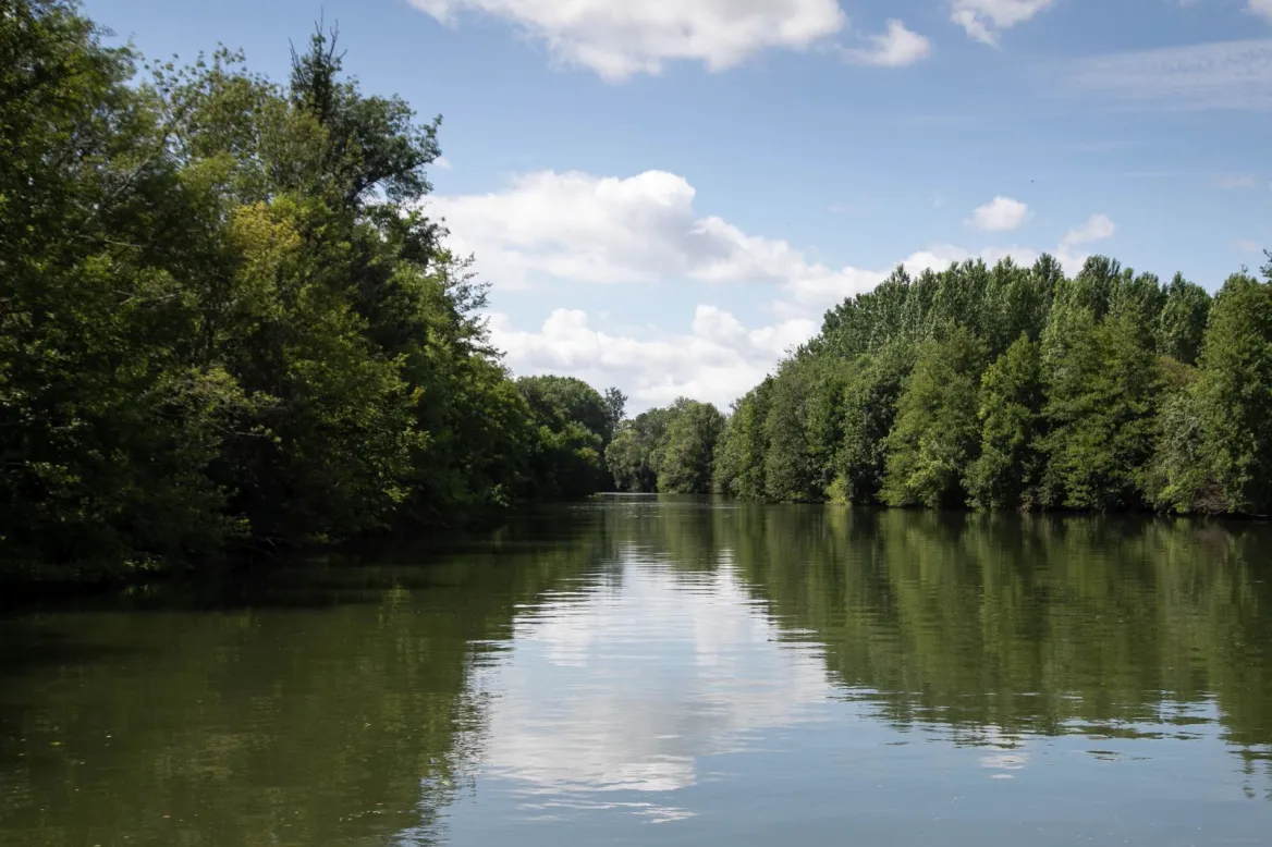 hiking in Charente