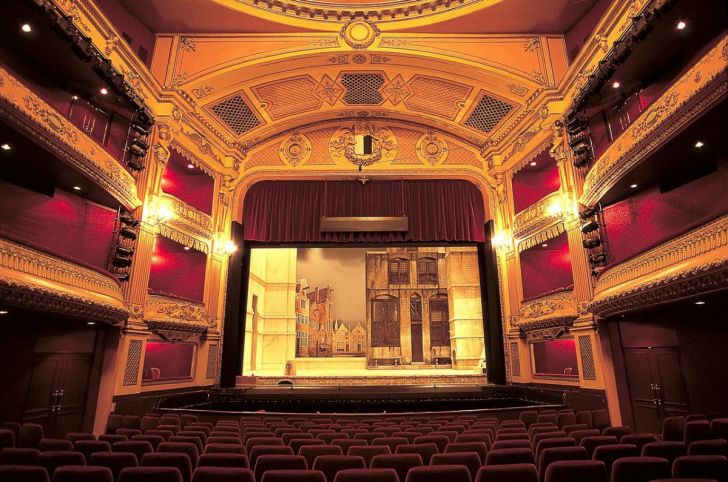 Spectacle : la journée de petit pouce